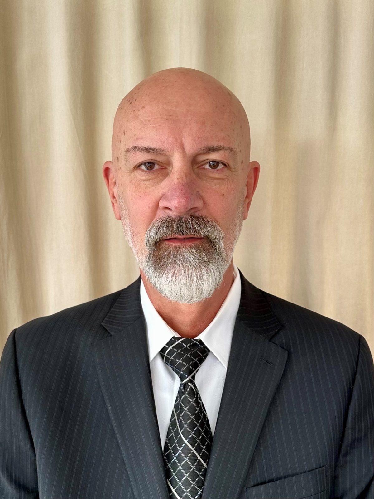 Dean-Pandurov Dean headshot